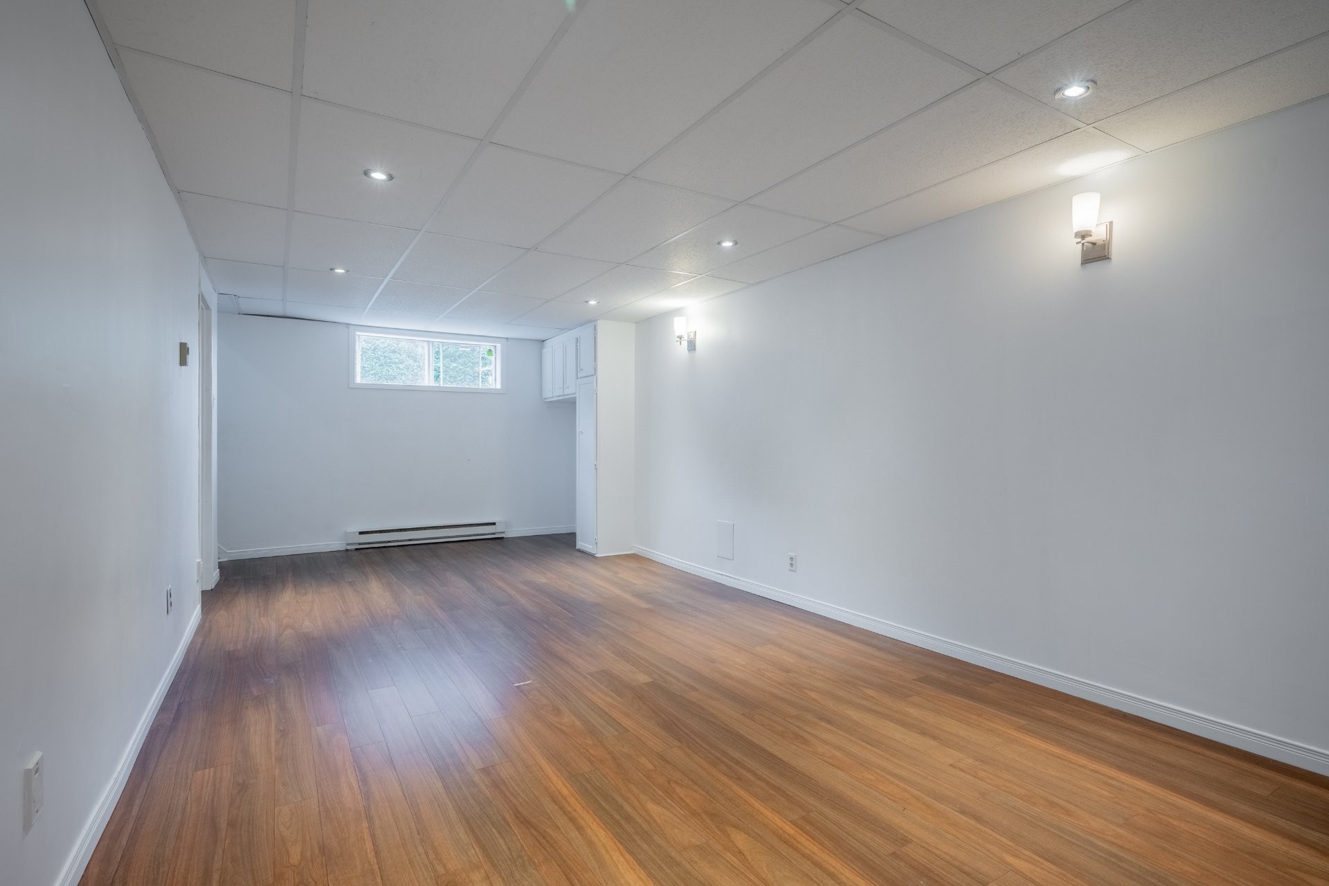 









1499


Rue des Lilas

,
Sainte-Julie,




QC
J3E1J3

