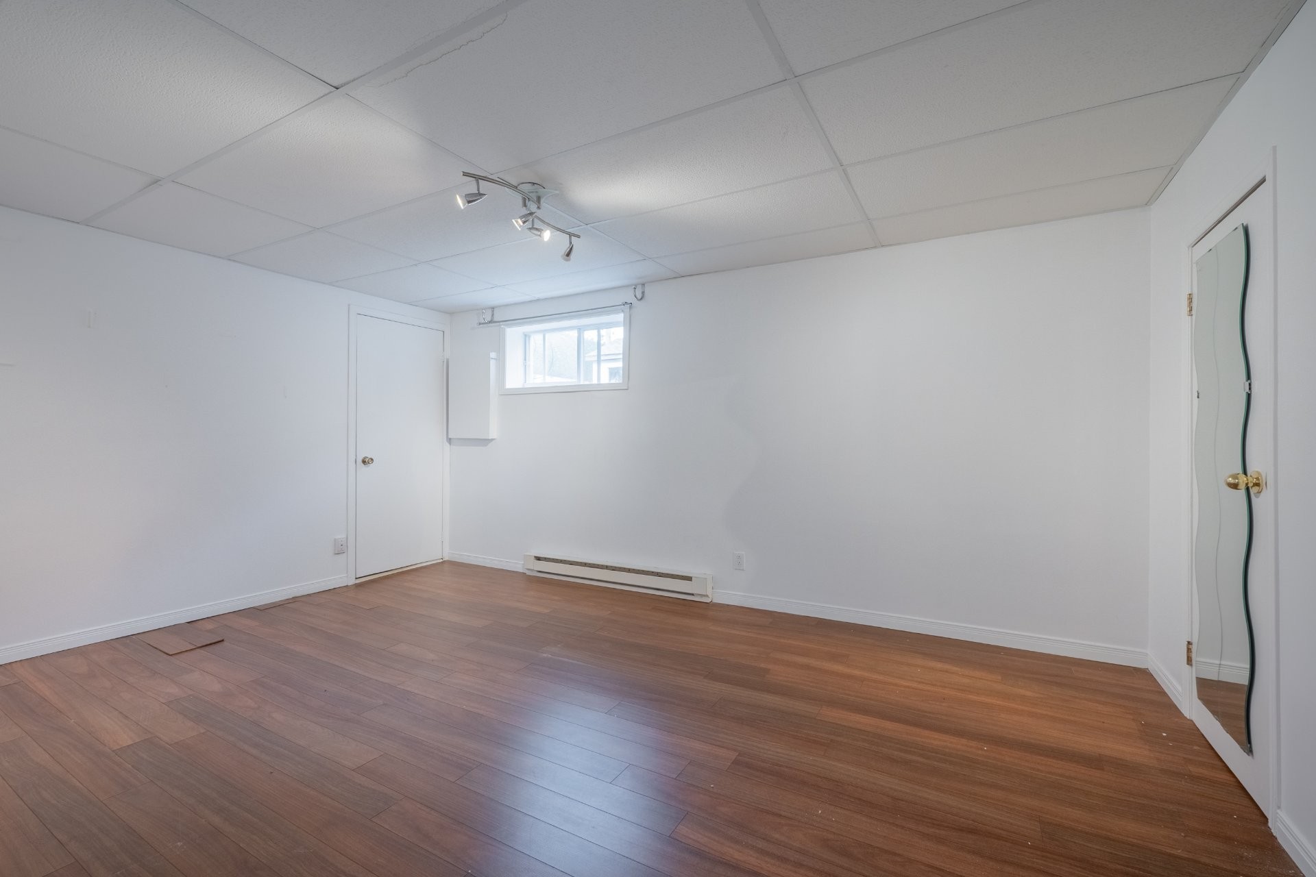 









1499


Rue des Lilas

,
Sainte-Julie,




QC
J3E1J3

