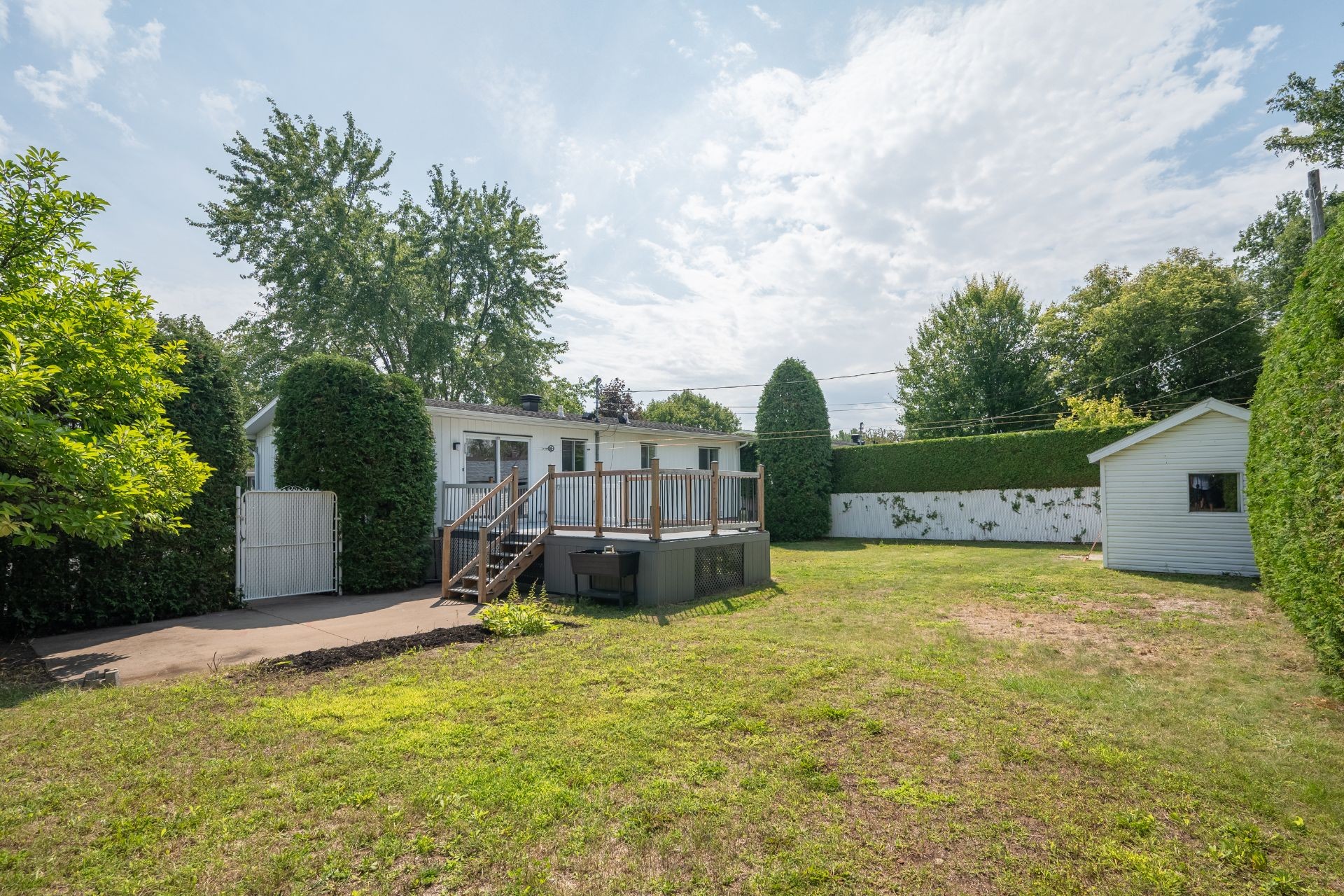 









1499


Rue des Lilas

,
Sainte-Julie,




QC
J3E1J3

