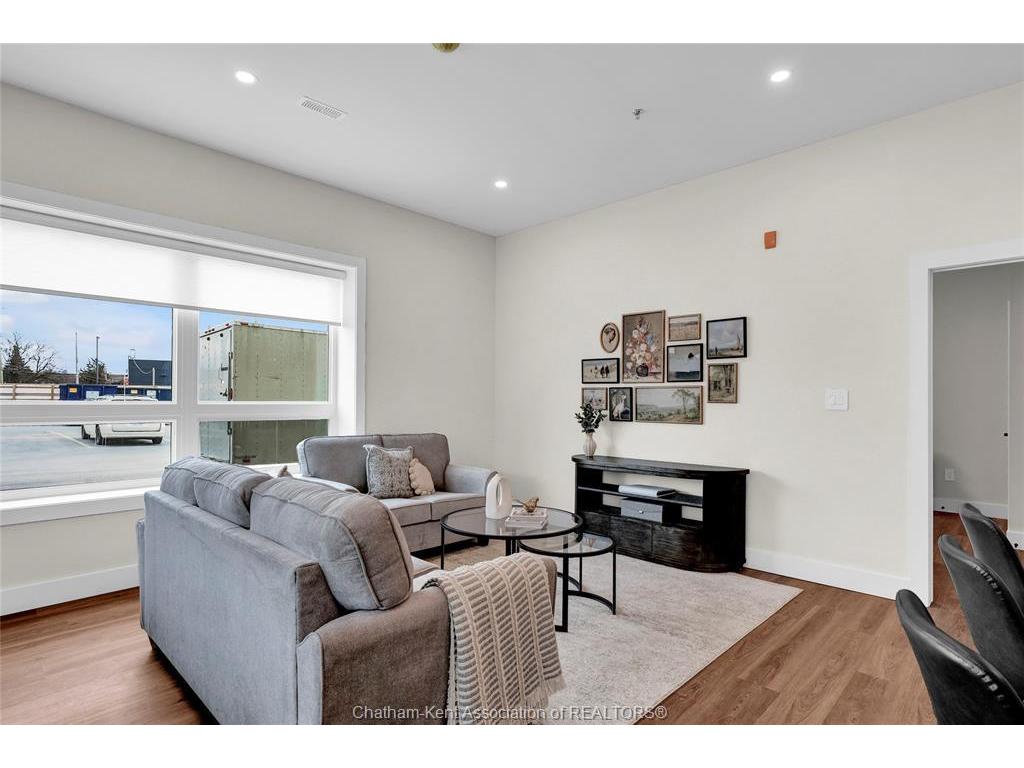 









12


Mill

Street West, 400,
Tilbury,




ON
N0P 2L0

