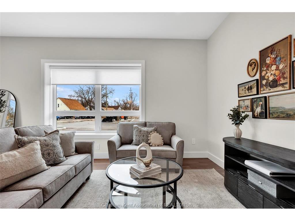 









12


Mill

Street West, 400,
Tilbury,




ON
N0P 2L0

