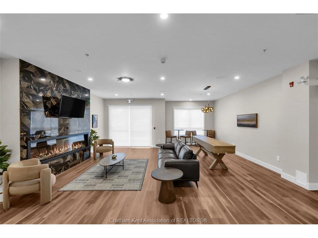 









12


Mill

Street West, 400,
Tilbury,




ON
N0P 2L0

