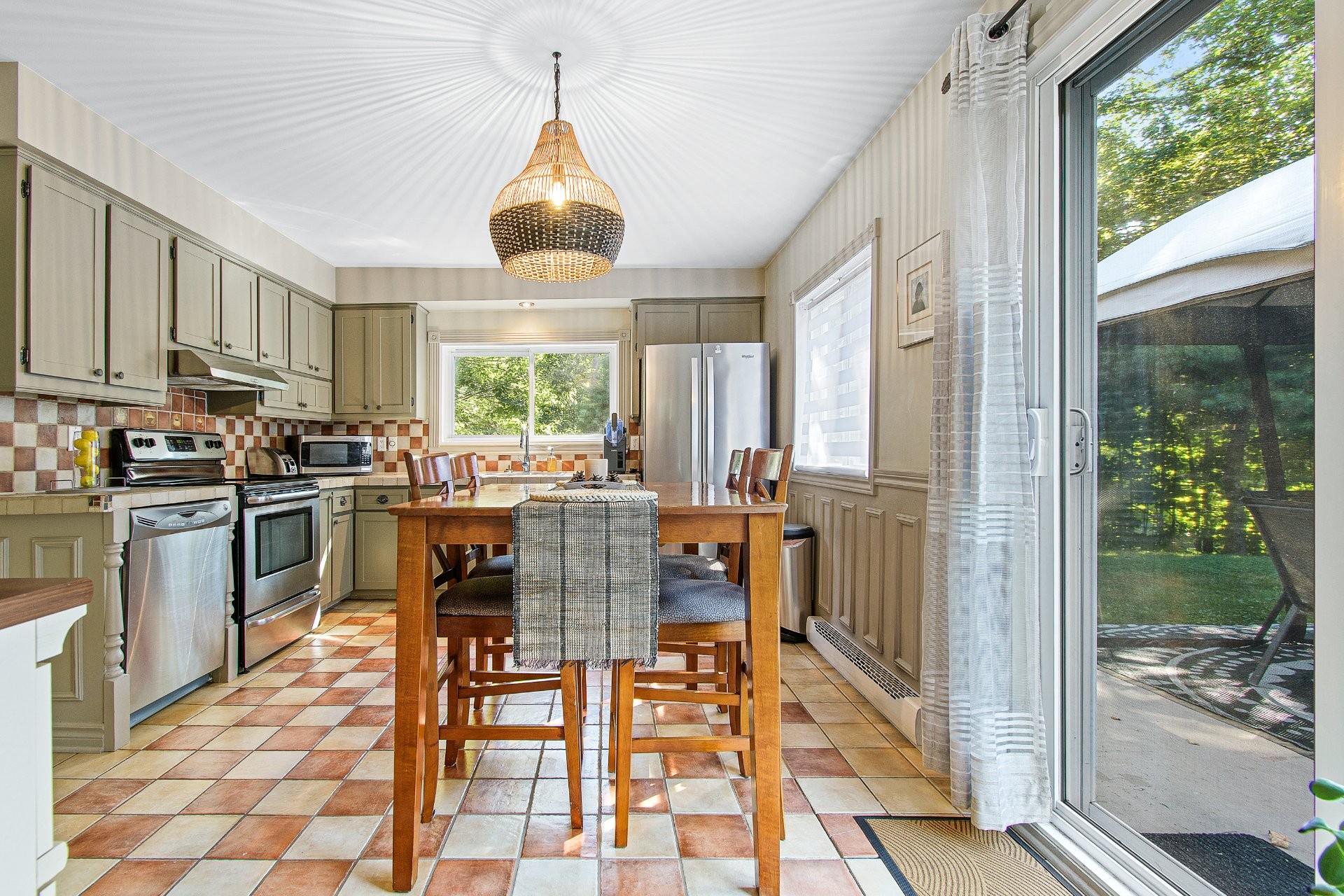 









203


Mtée Brisebois

,
Saint-Colomban,




QC
J5K2S1

