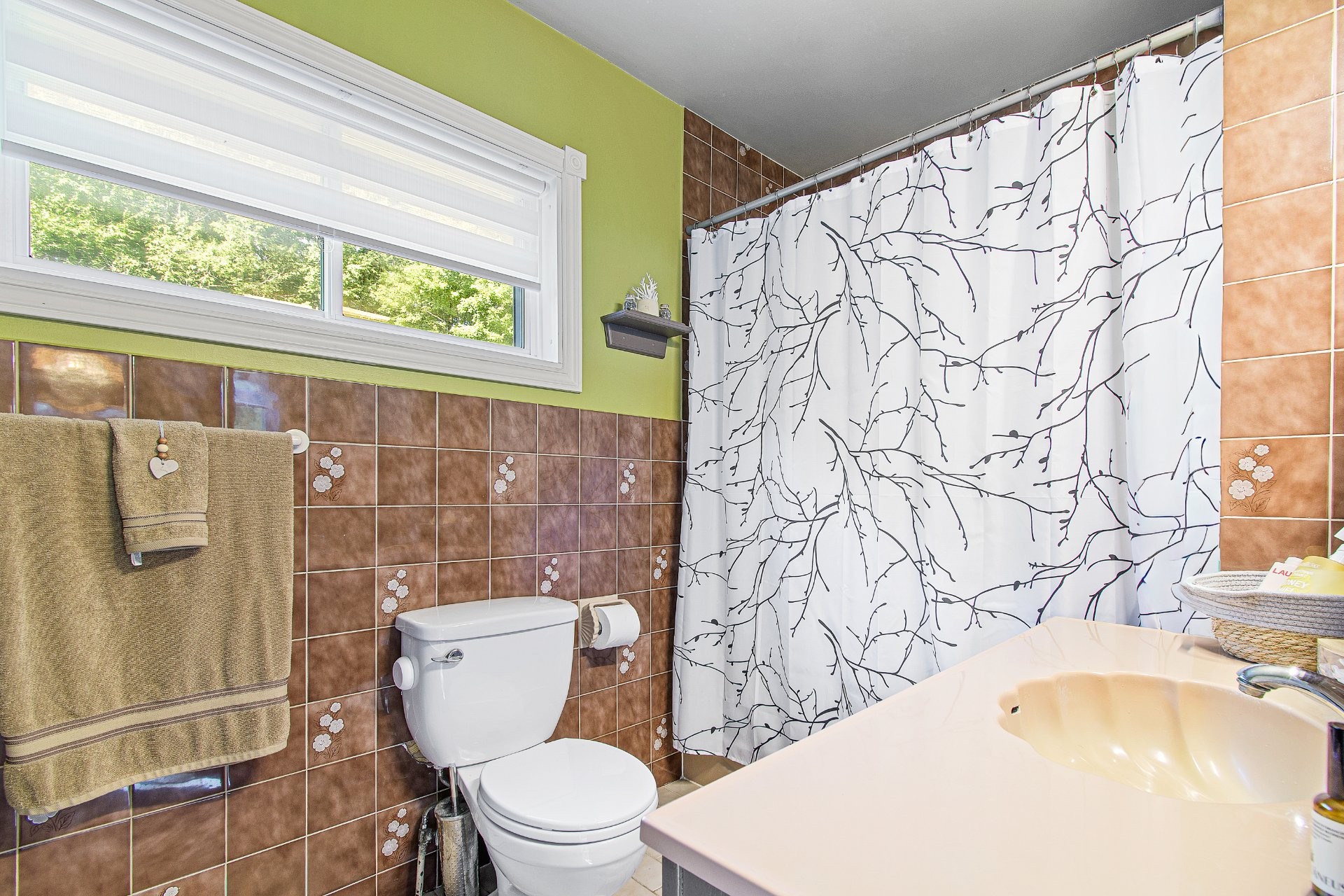 









203


Mtée Brisebois

,
Saint-Colomban,




QC
J5K2S1

