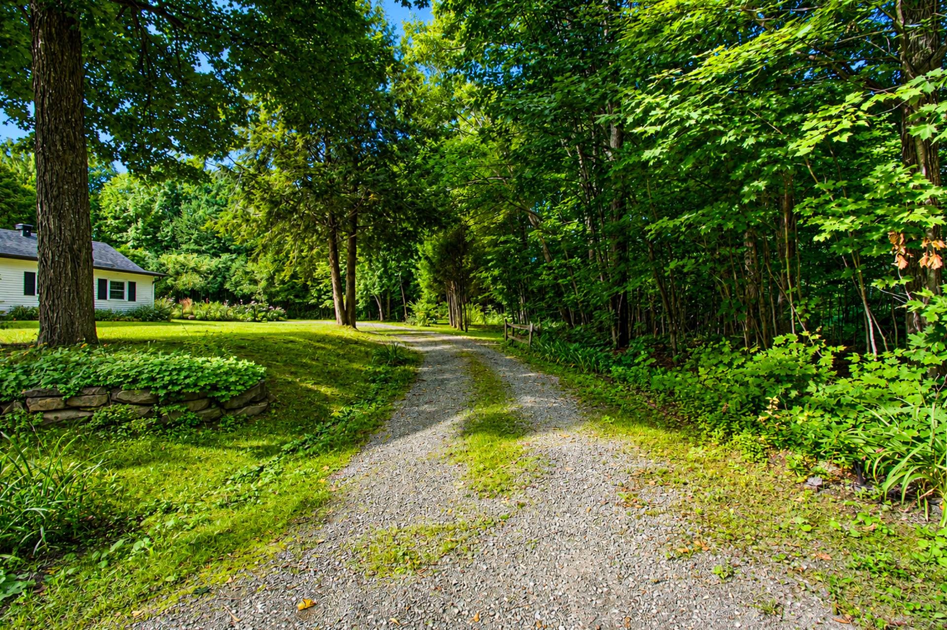 









203


Mtée Brisebois

,
Saint-Colomban,




QC
J5K2S1

