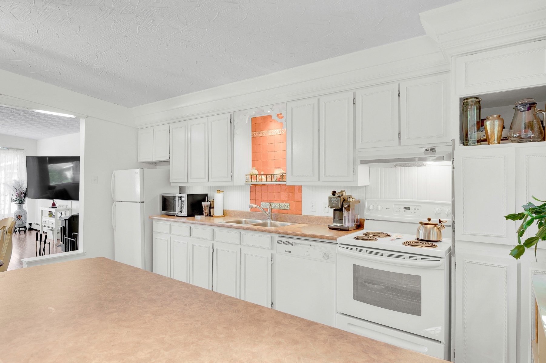 









2180Z

 - 2180Y


Rue Gaussiran

,
Sainte-Sophie,




QC
J5J2L6

