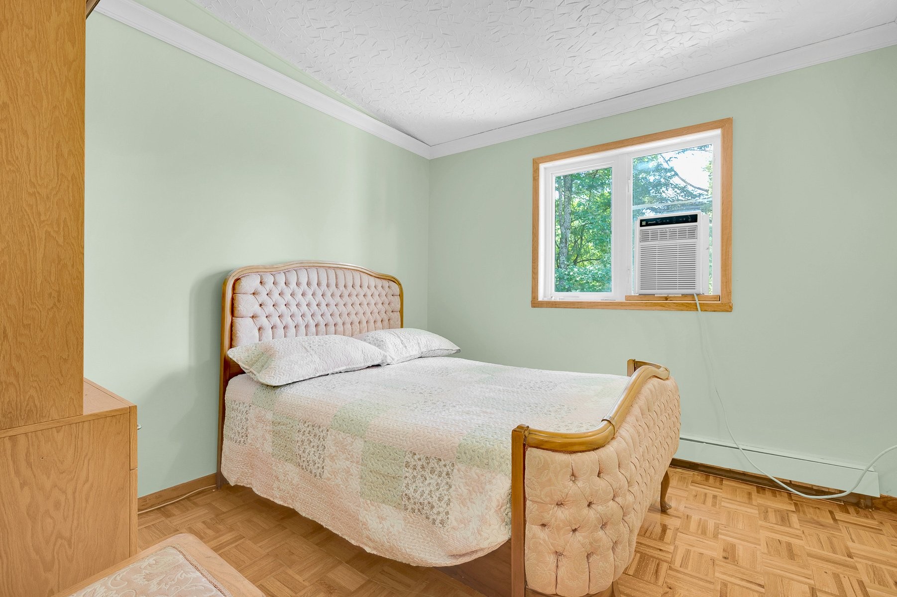 









2180Z

 - 2180Y


Rue Gaussiran

,
Sainte-Sophie,




QC
J5J2L6

