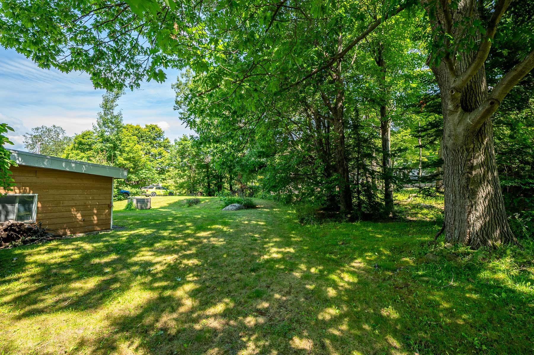 









2180Z

 - 2180Y


Rue Gaussiran

,
Sainte-Sophie,




QC
J5J2L6

