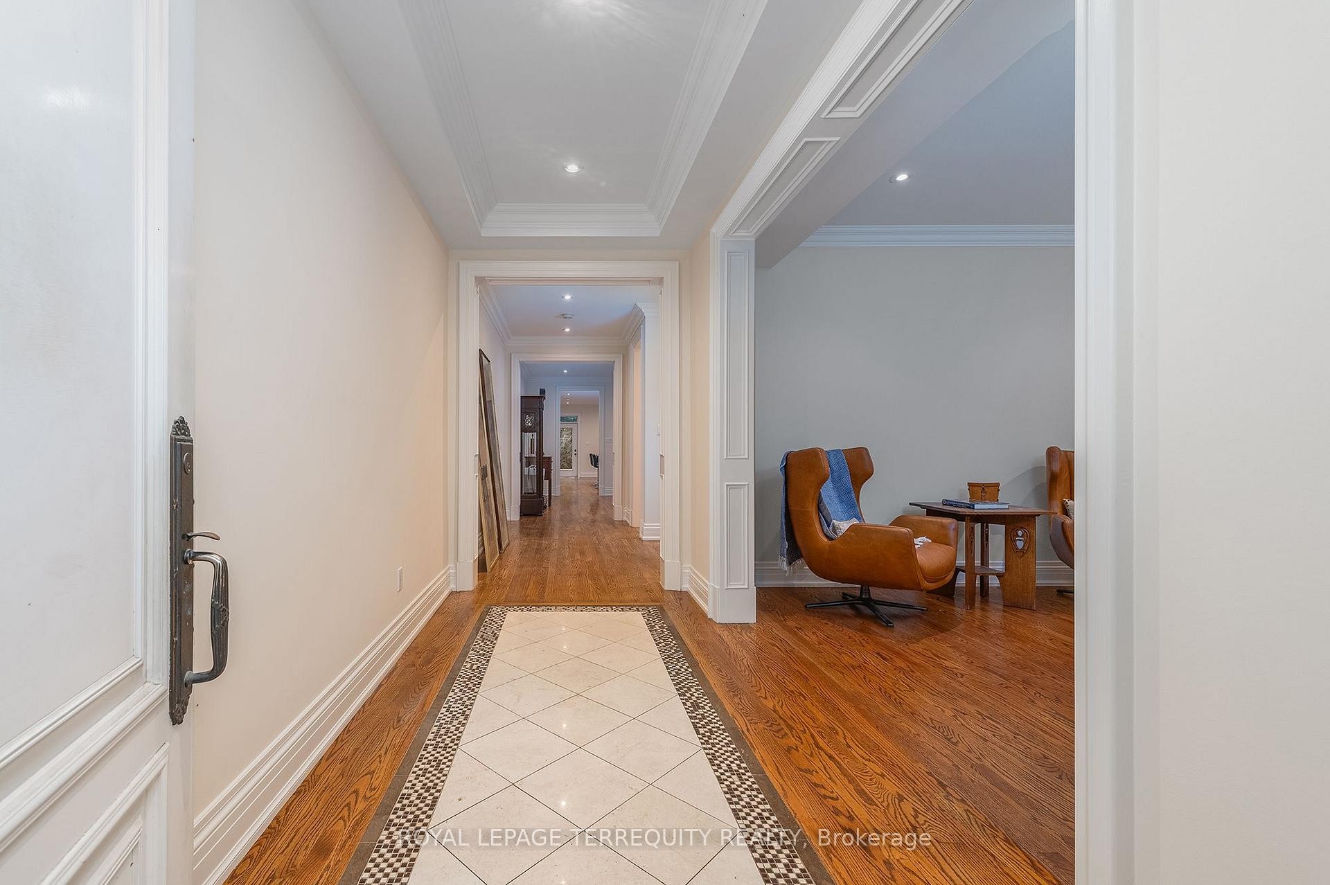 









329


Walmer

Road,
Toronto,




ON
M5R 2Y3

