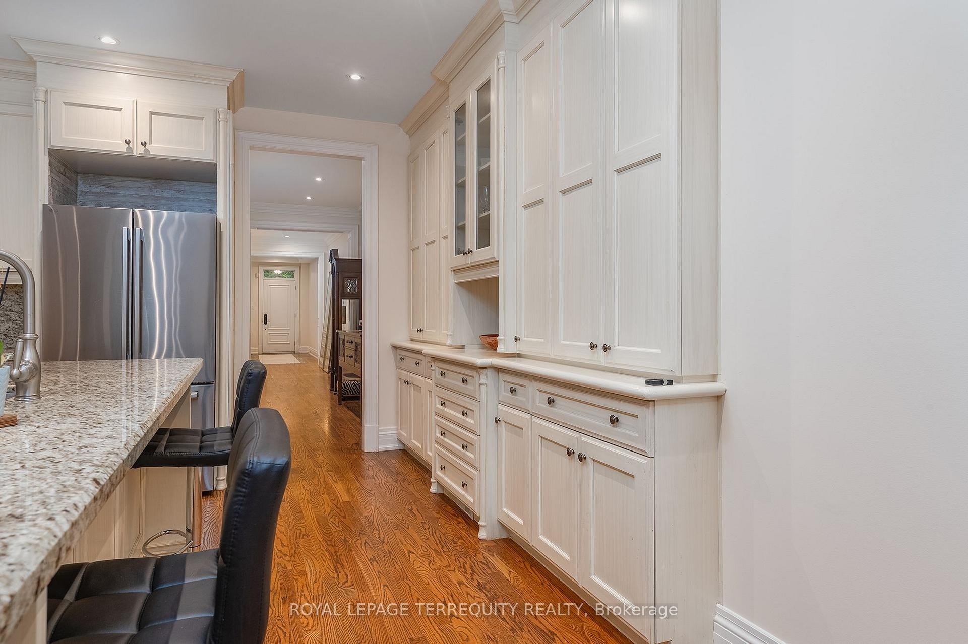 









329


Walmer

Road,
Toronto,




ON
M5R 2Y3

