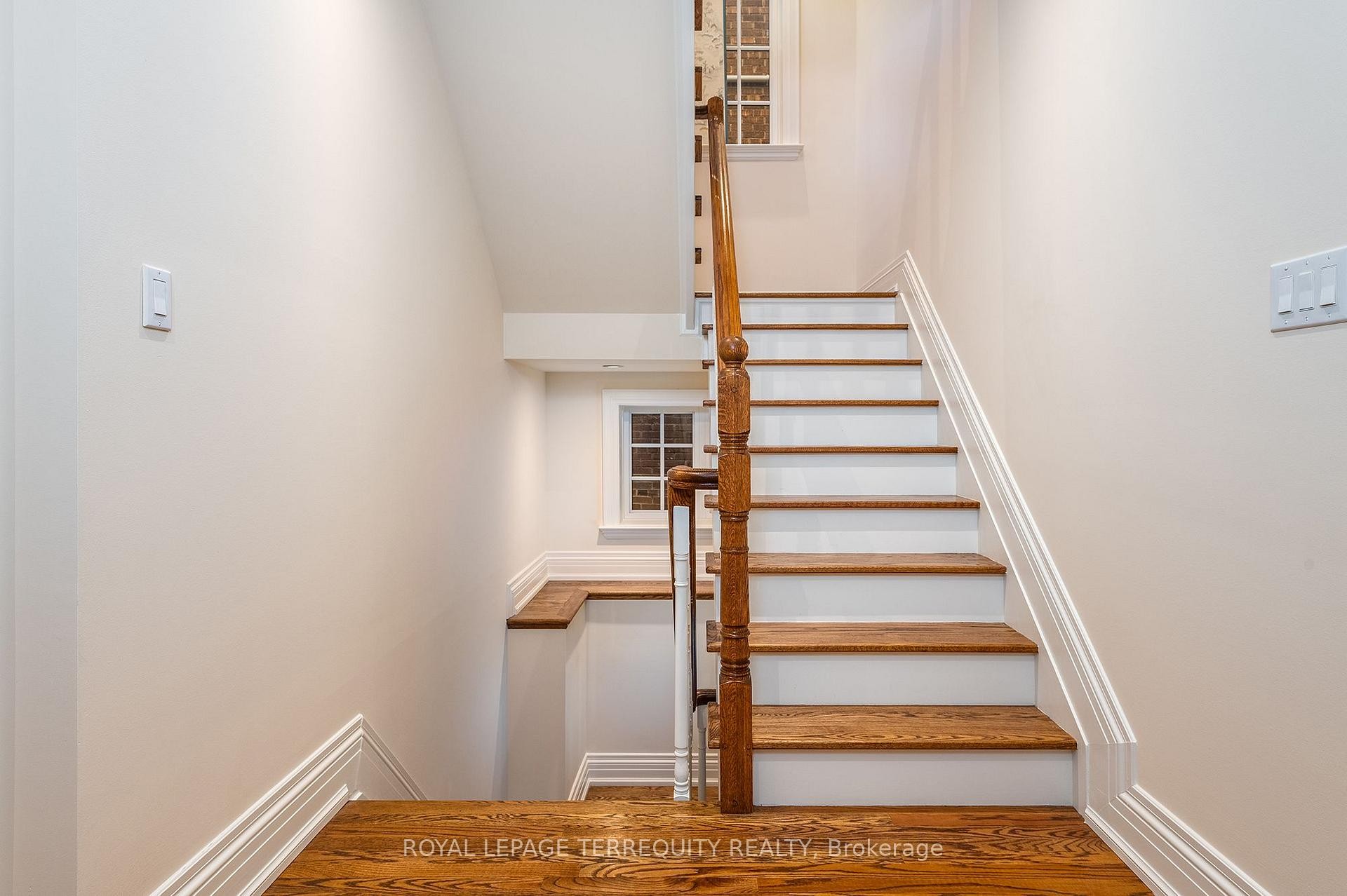 









329


Walmer

Road,
Toronto,




ON
M5R 2Y3

