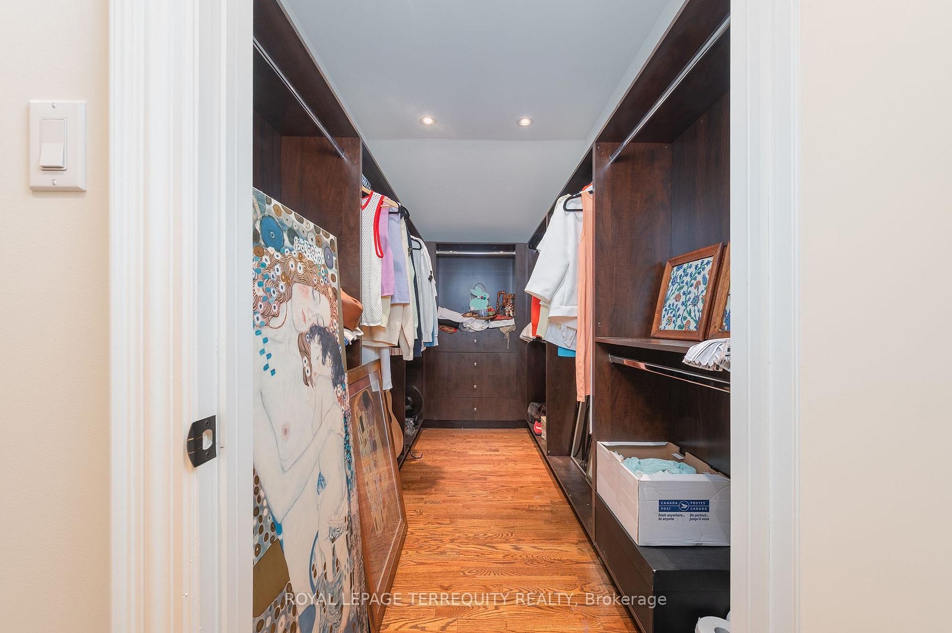 









329


Walmer

Road,
Toronto,




ON
M5R 2Y3

