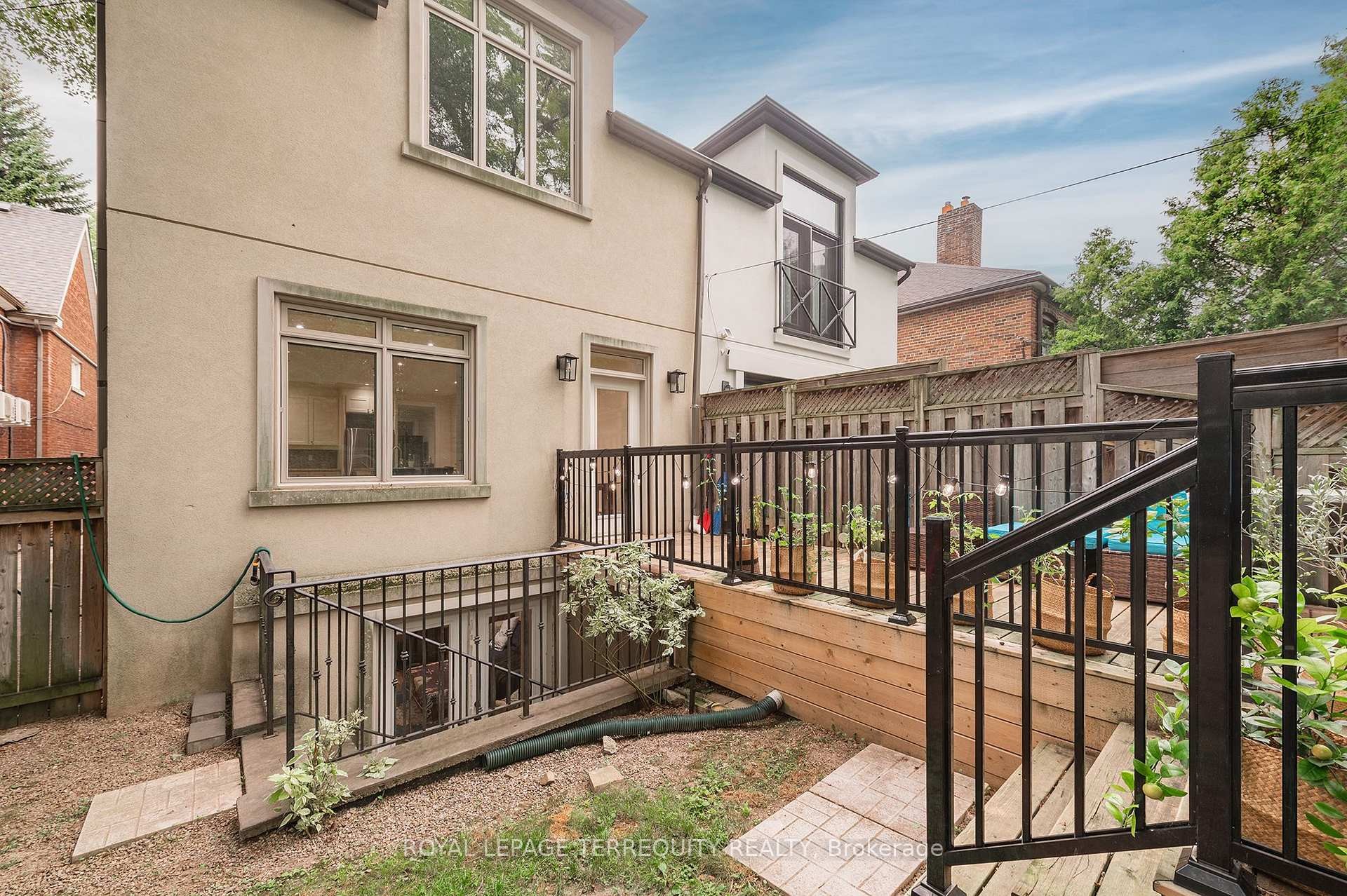 









329


Walmer

Road,
Toronto,




ON
M5R 2Y3

