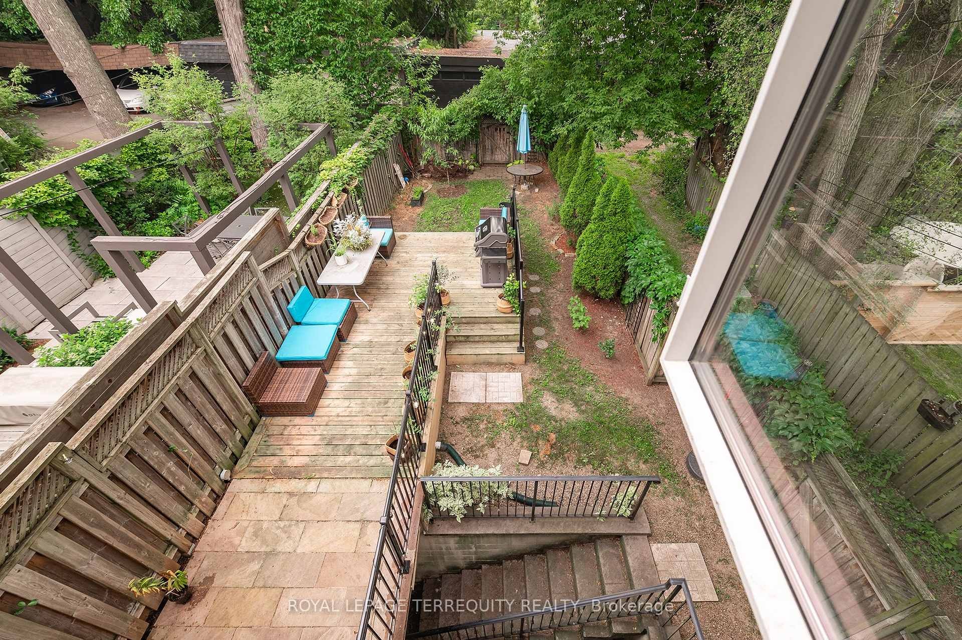 









329


Walmer

Road,
Toronto,




ON
M5R 2Y3

