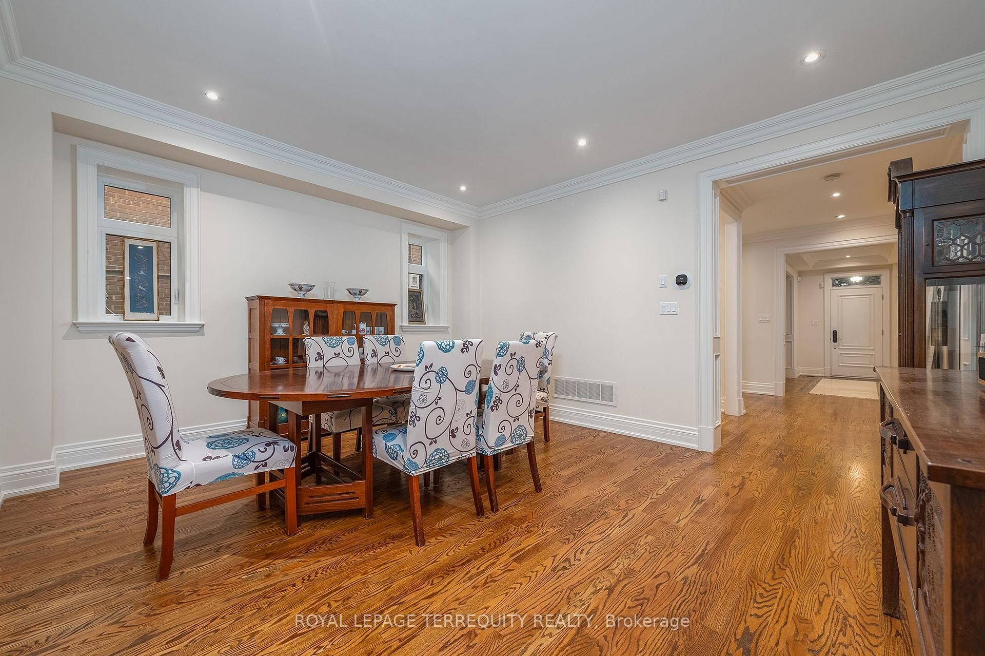 









329


Walmer

Road,
Toronto,




ON
M5R 2Y3

