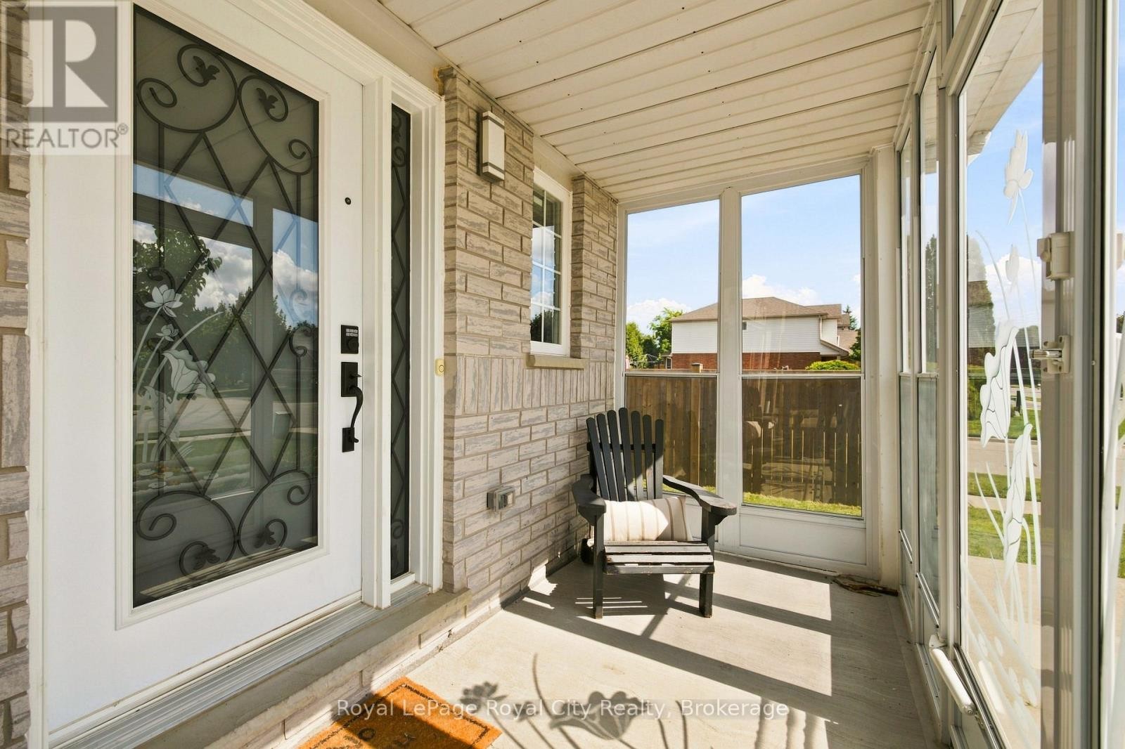 












452 MILLBURN BOULEVARD

,
Centre Wellington (Fergus),




Ontario
N1M3P1

