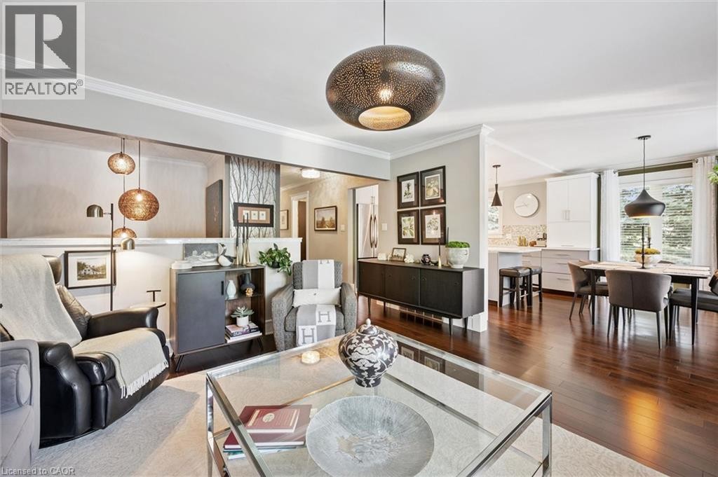 












1 PINTAIL Drive

,
Elmira,




Ontario
N3B3C2

