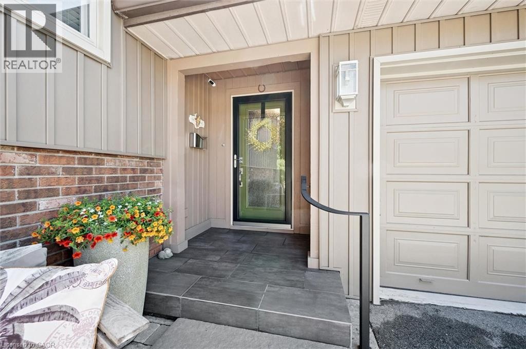 












1 PINTAIL Drive

,
Elmira,




Ontario
N3B3C2


