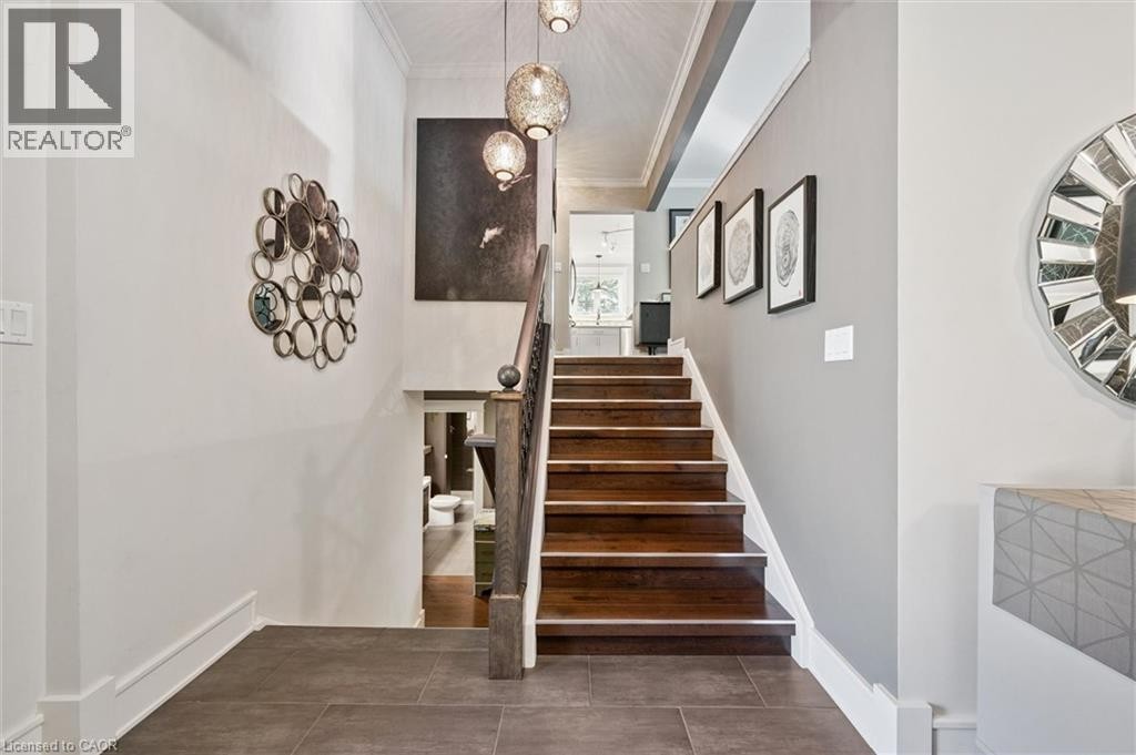 












1 PINTAIL Drive

,
Elmira,




Ontario
N3B3C2

