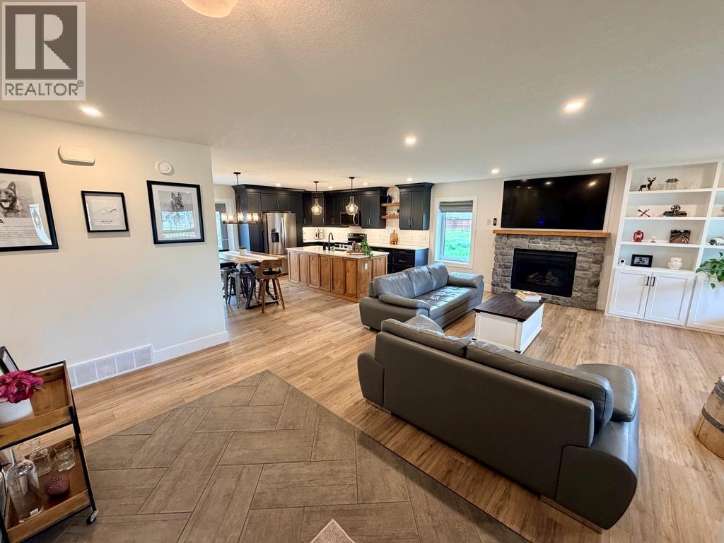 












5308 49 Street

,
Pouce Coupe,




British Columbia
V0C2C0

