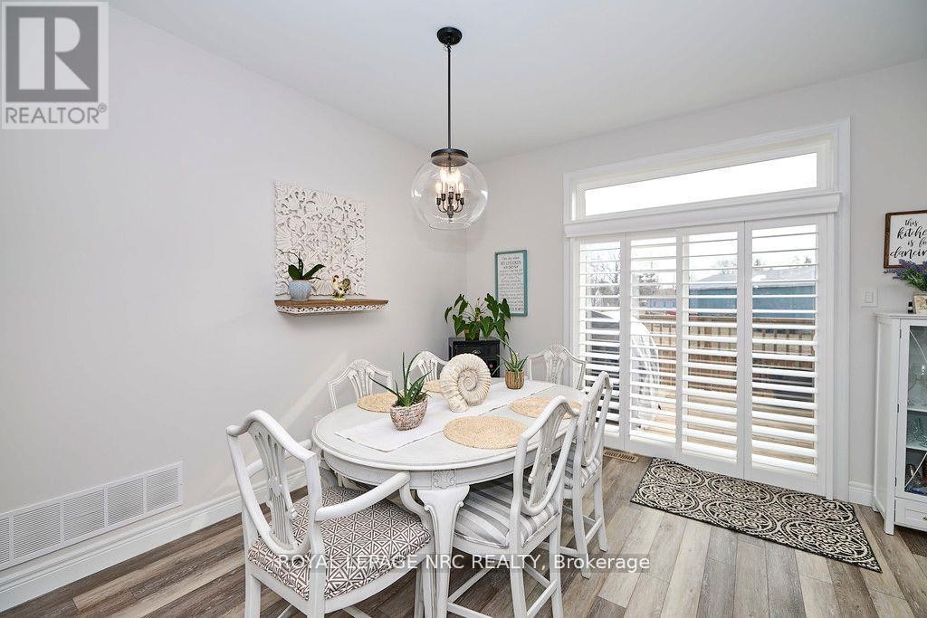 












3806 RYAN AVENUE

,
Fort Erie (Crystal Beach),




Ontario
L0S1B0

