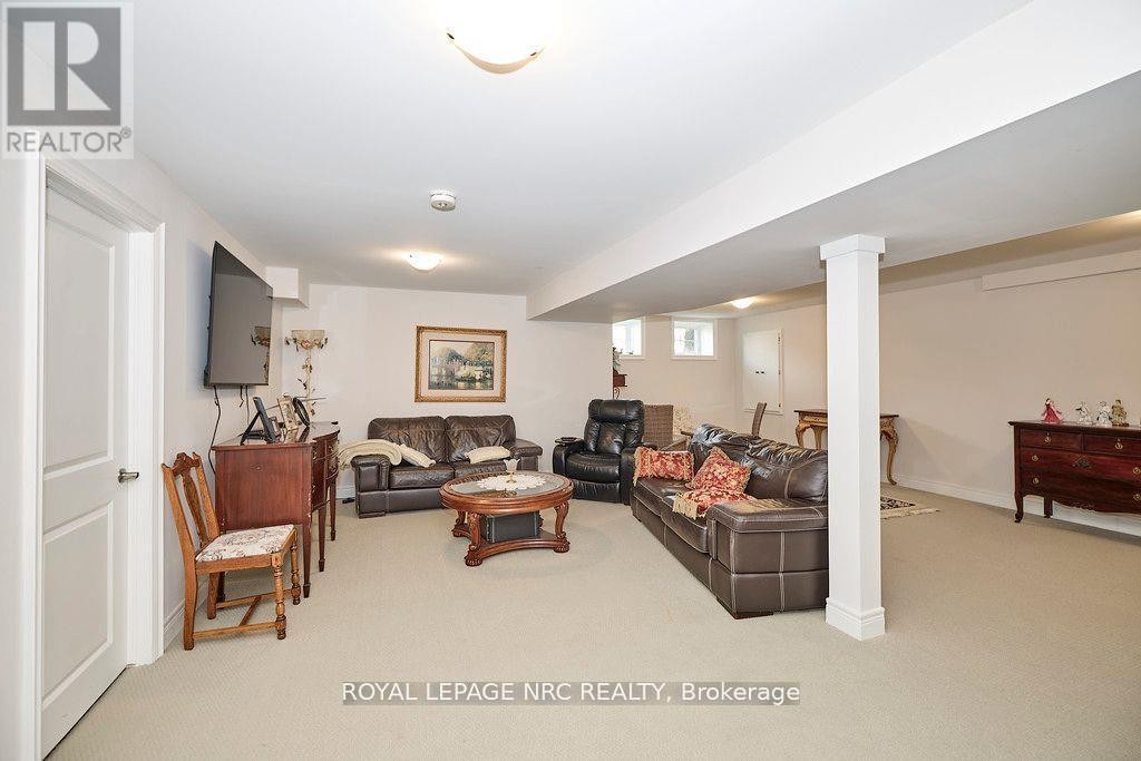 












3806 RYAN AVENUE

,
Fort Erie (Crystal Beach),




Ontario
L0S1B0

