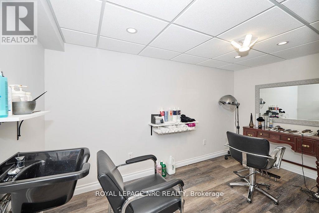 












3806 RYAN AVENUE

,
Fort Erie (Crystal Beach),




Ontario
L0S1B0

