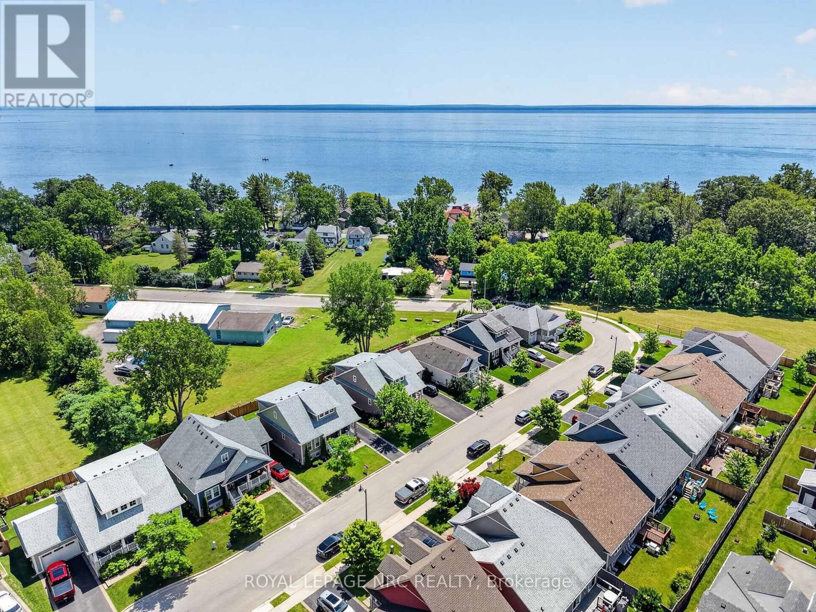 












3806 RYAN AVENUE

,
Fort Erie (Crystal Beach),




Ontario
L0S1B0

