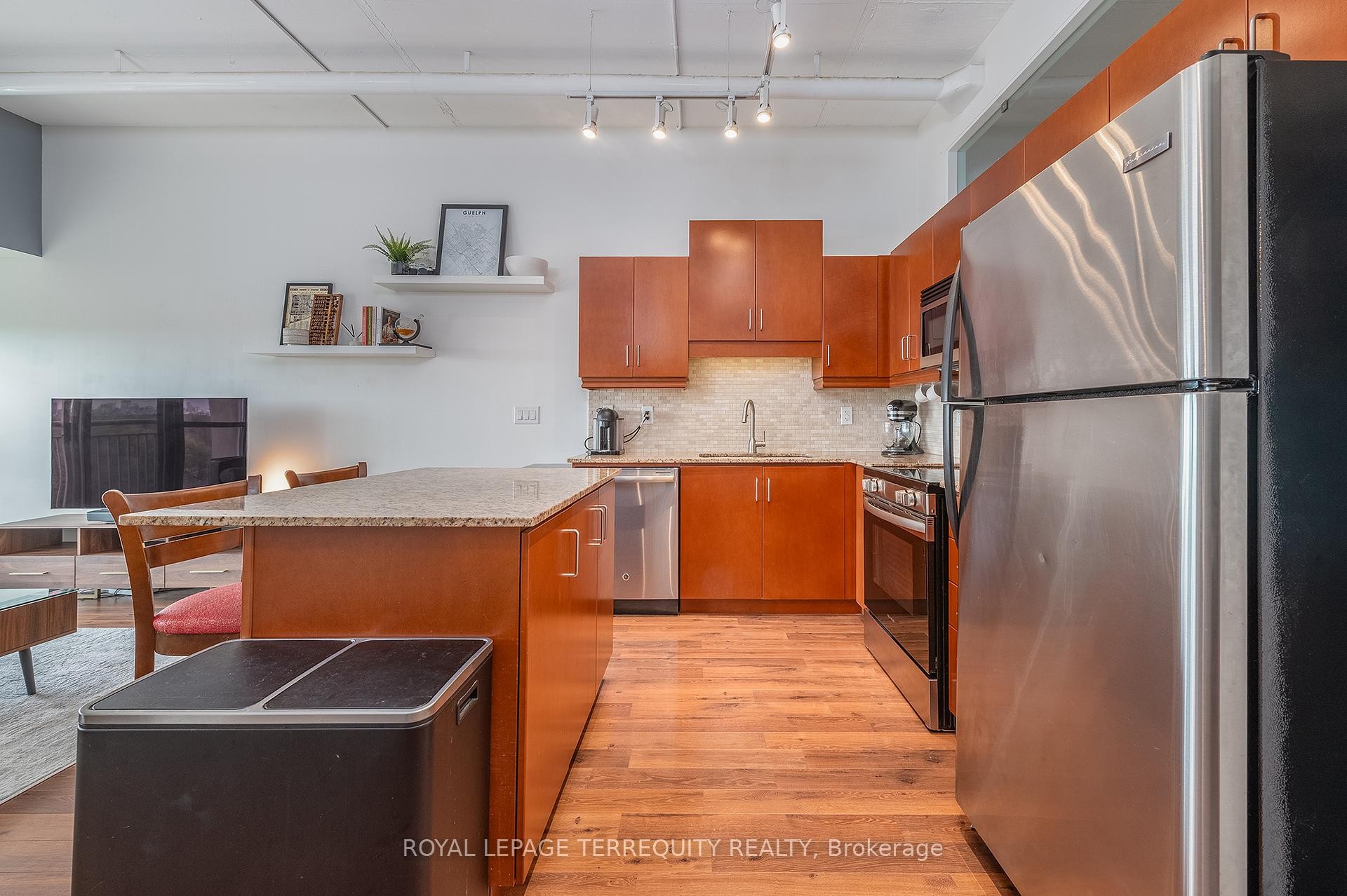 









2


Fieldway

Road, 707,
Toronto,




ON
M8Z 0B9

