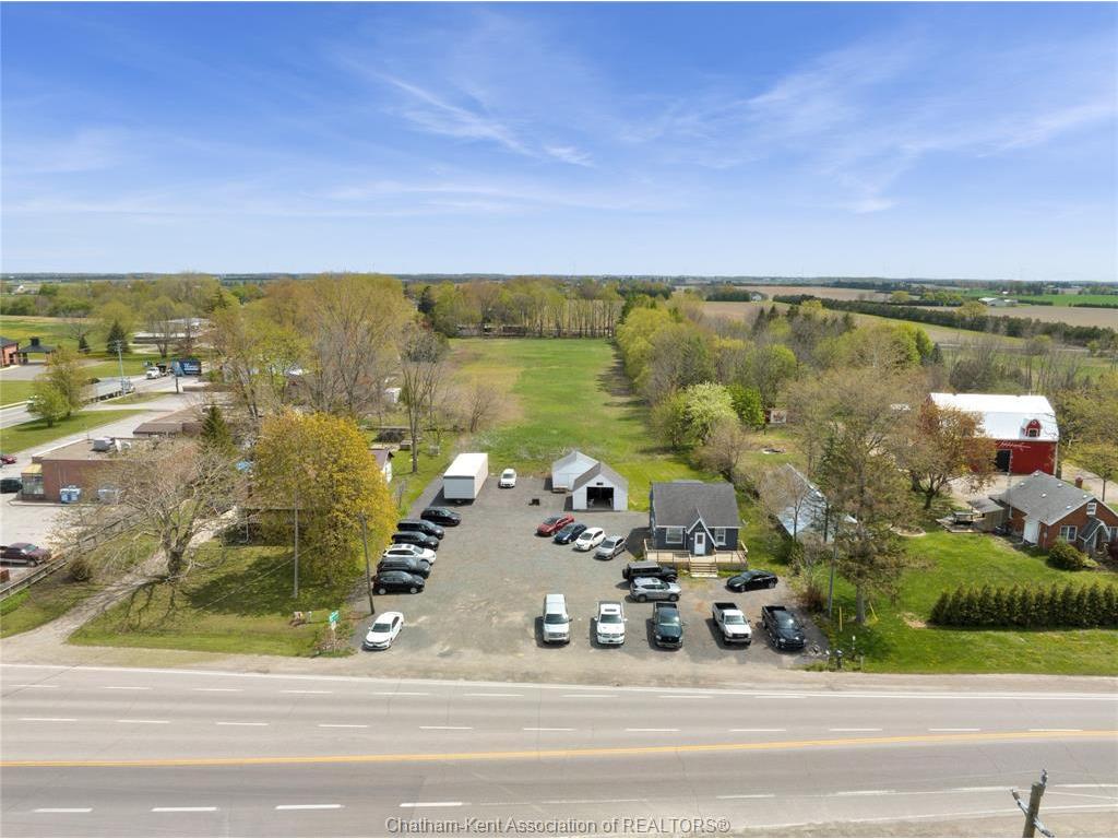 









7756


Queen's

Line,
Chatham,




ON
N7M 5T1

