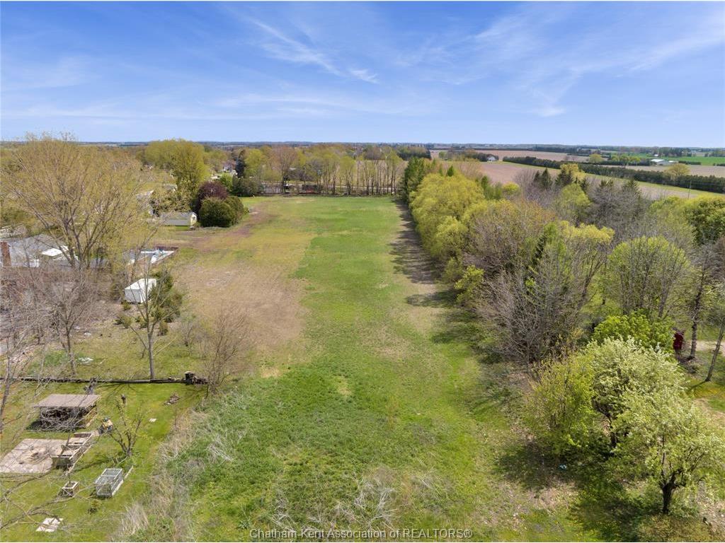 









7756


Queen's

Line,
Chatham,




ON
N7M 5T1


