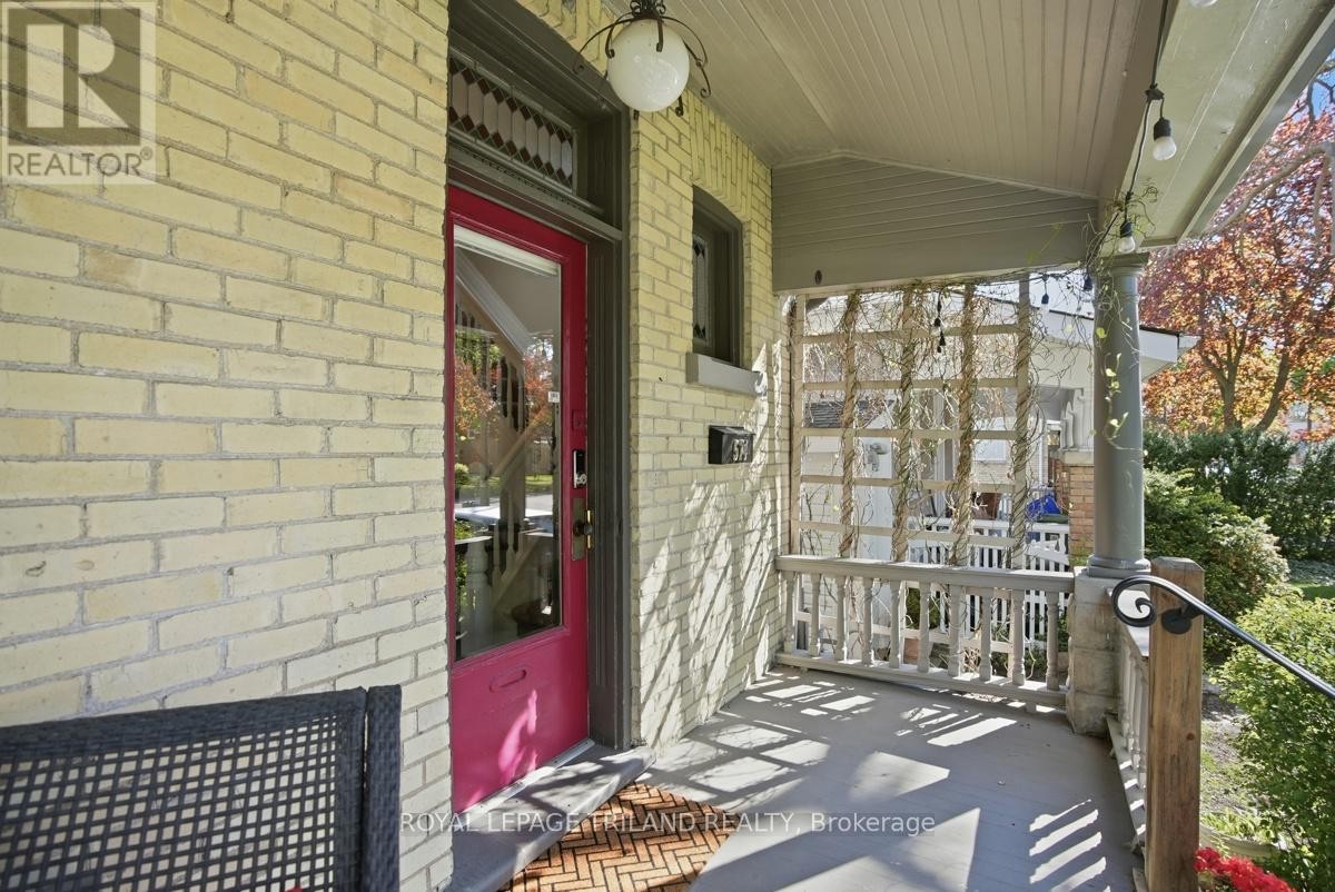 












574 PRINCESS AVENUE

,
London East (East F),




Ontario
N6B2B9

