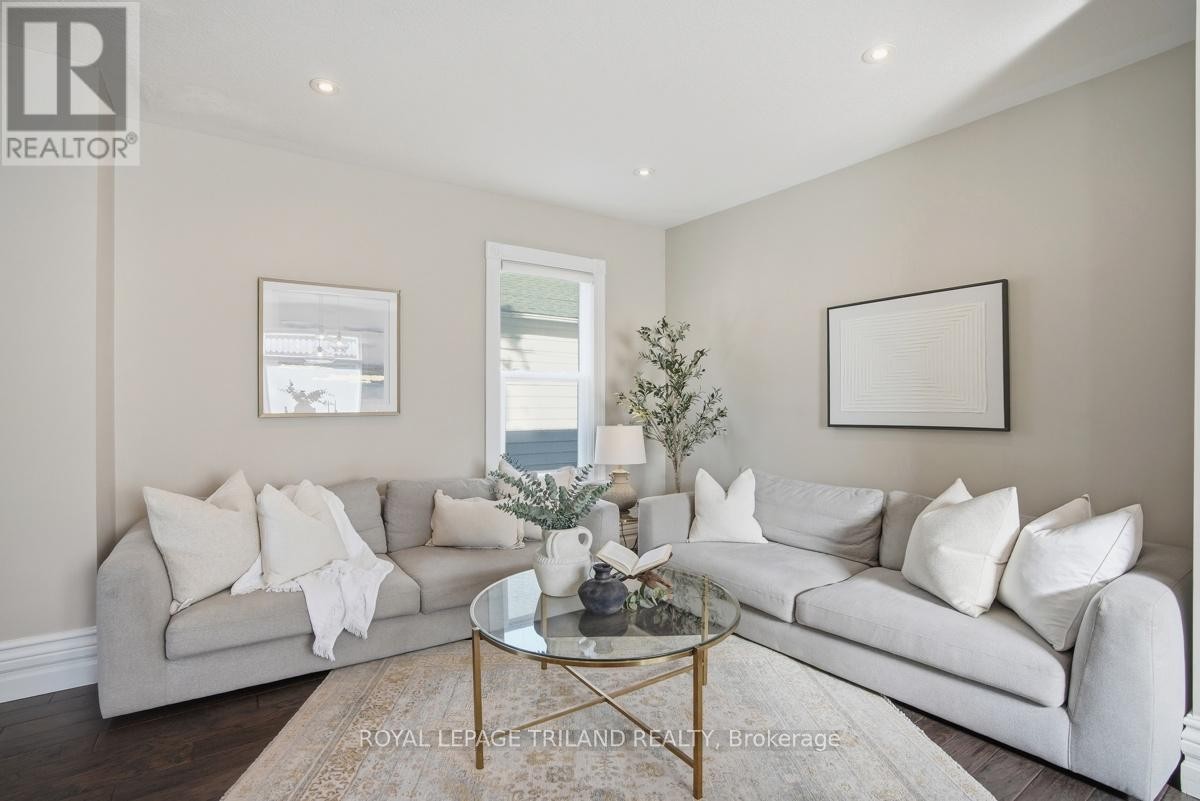 












574 PRINCESS AVENUE

,
London East (East F),




Ontario
N6B2B9

