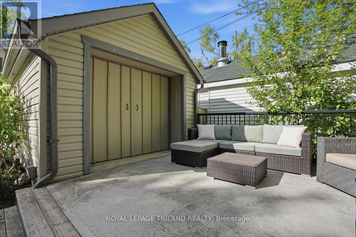 












574 PRINCESS AVENUE

,
London East (East F),




Ontario
N6B2B9

