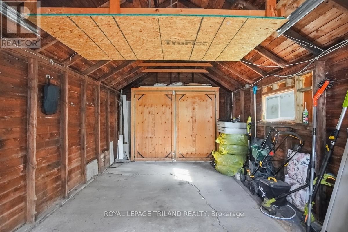 












574 PRINCESS AVENUE

,
London East (East F),




Ontario
N6B2B9


