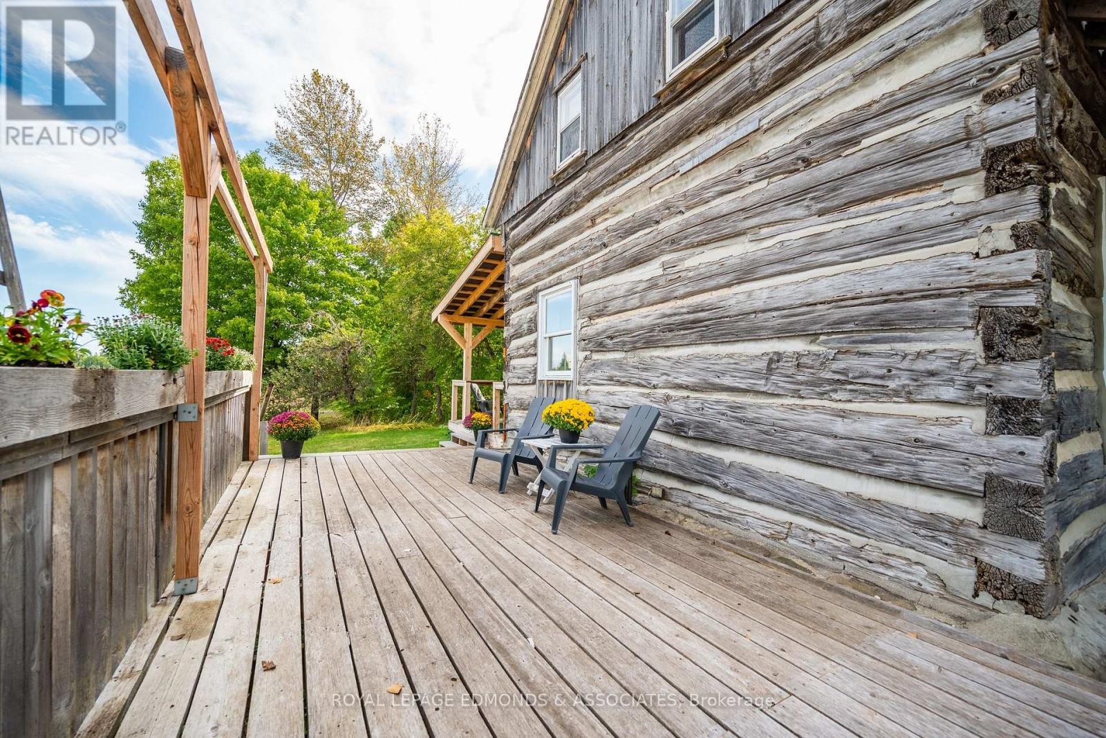 












8744 HWY 60 HIGHWAY

,
North Algona Wilberforce,




Ontario
K0J1T0

