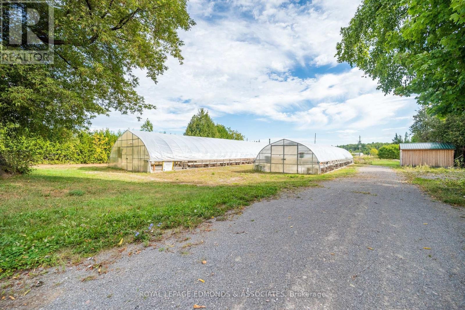 












8744 HWY 60 HIGHWAY

,
North Algona Wilberforce,




Ontario
K0J1T0

