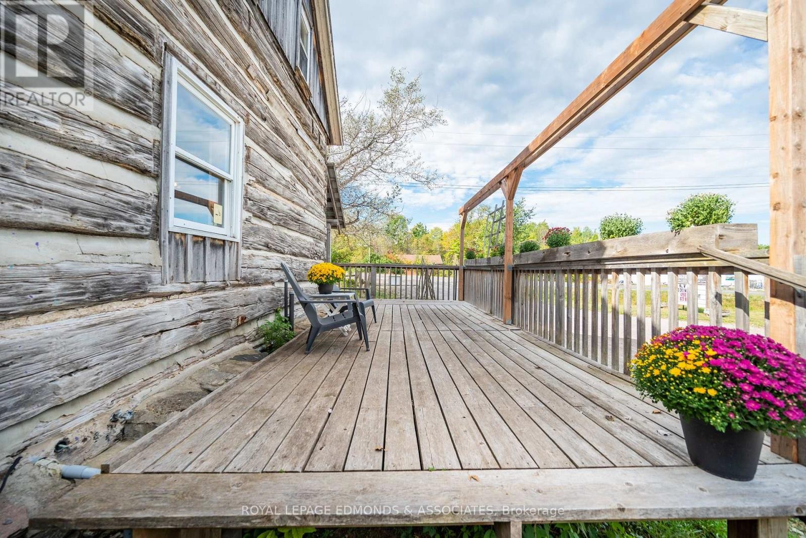 












8744 HIGHWAY 60 HIGHWAY

,
North Algona Wilberforce,




Ontario
K0J1T0

