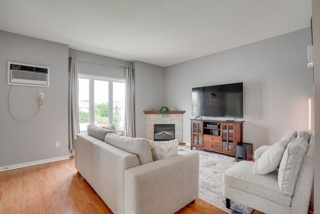 









96


Rue du Stratus

, 4,
Gatineau (Hull),




QC
J9A0B5

