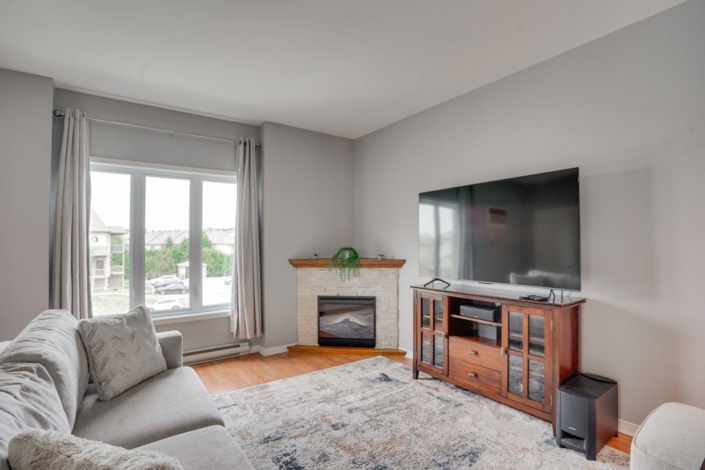 









96


Rue du Stratus

, 4,
Gatineau (Hull),




QC
J9A0B5

