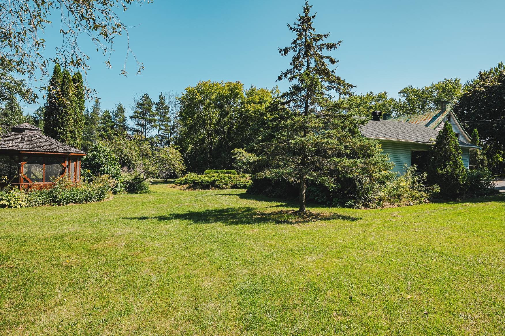 









880


Rg de l'Achigan S.

,
L'Épiphanie,




QC
J5X3M7

