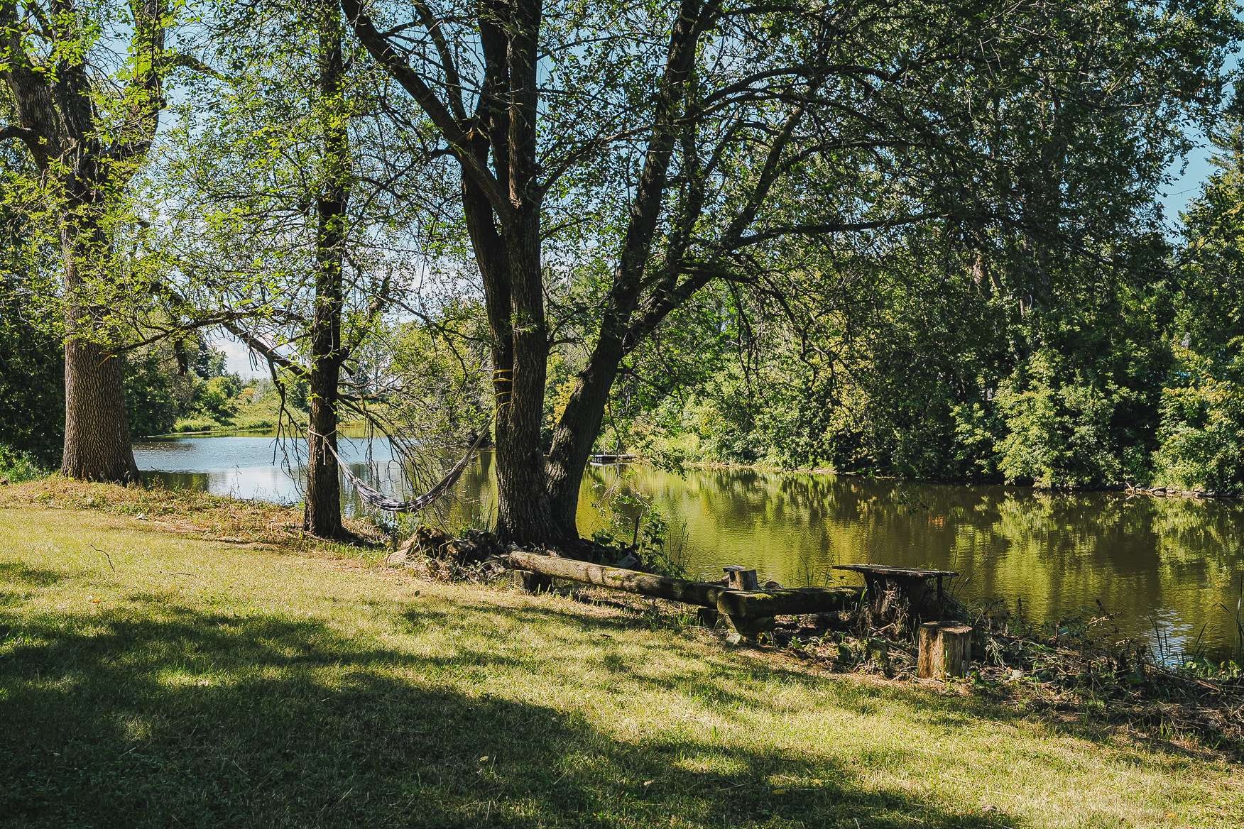 









880


Rg de l'Achigan S.

,
L'Épiphanie,




QC
J5X3M7

