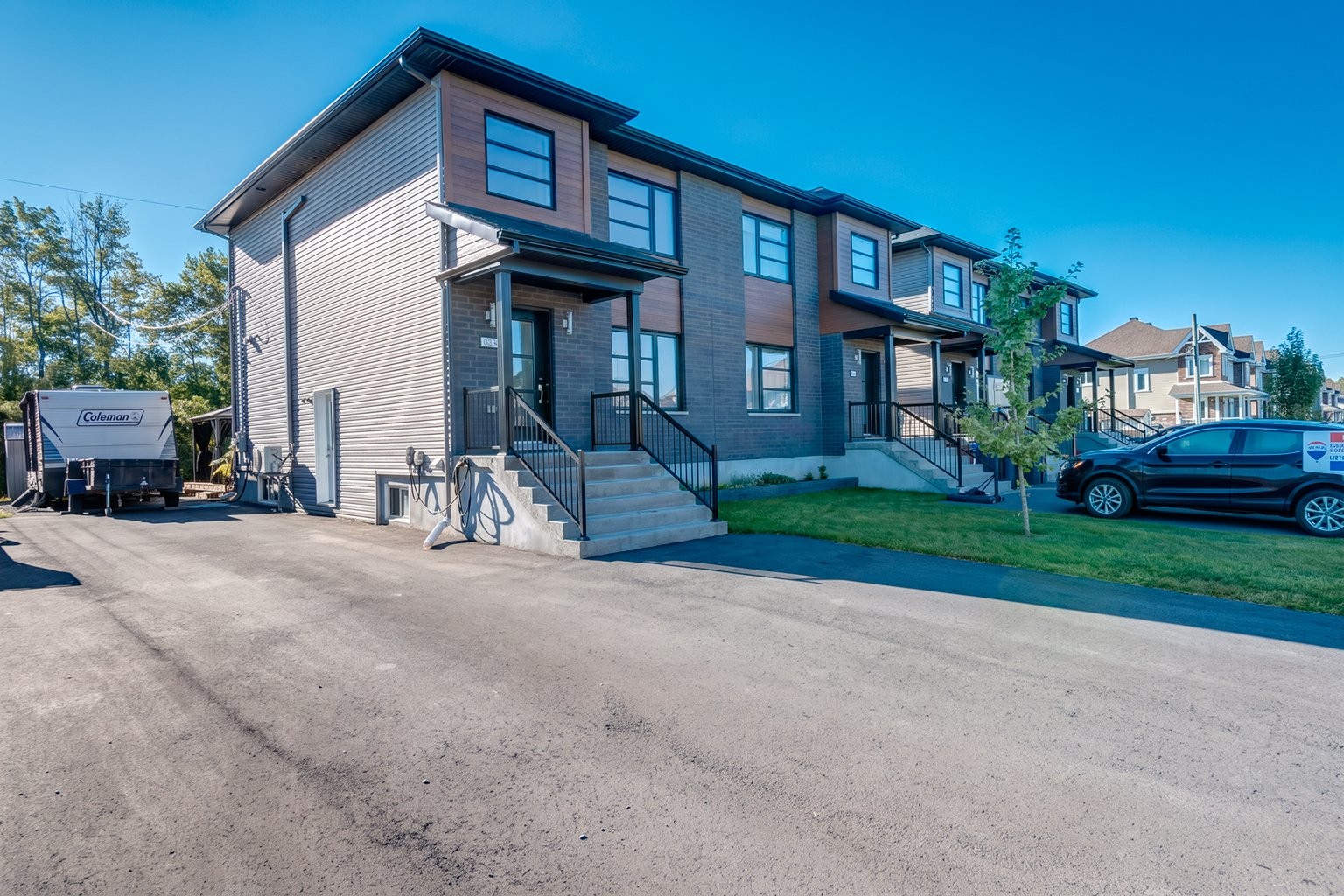 









4635


Rue Joseph-Lamoureux

,
Contrecoeur,




QC
J0L1C0

