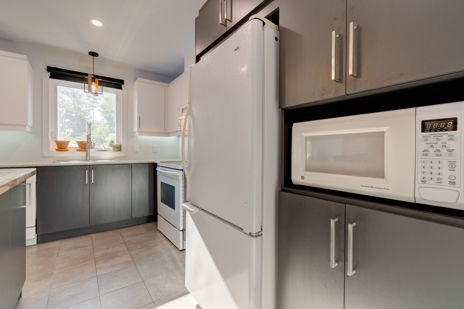 









4635


Rue Joseph-Lamoureux

,
Contrecoeur,




QC
J0L1C0

