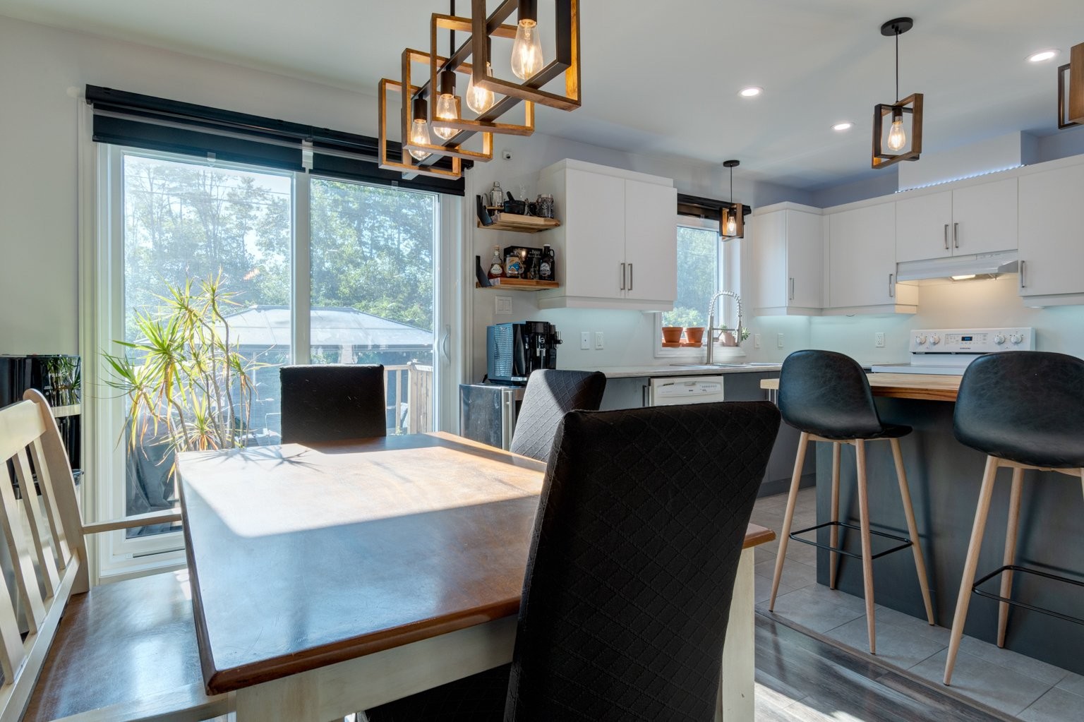 









4635


Rue Joseph-Lamoureux

,
Contrecoeur,




QC
J0L1C0

