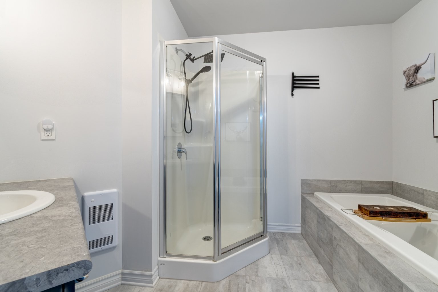 









4635


Rue Joseph-Lamoureux

,
Contrecoeur,




QC
J0L1C0

