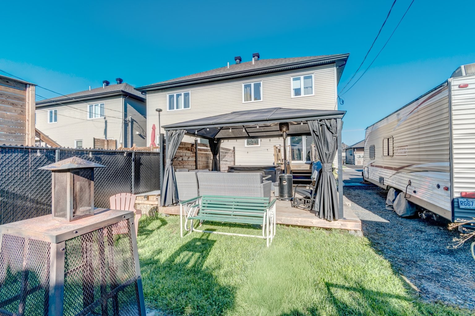 









4635


Rue Joseph-Lamoureux

,
Contrecoeur,




QC
J0L1C0

