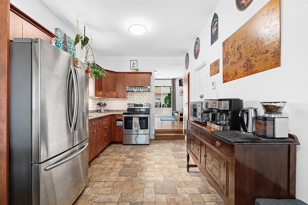 









29


Rue Michaud

,
Gatineau (Gatineau),




QC
J8T2W9

