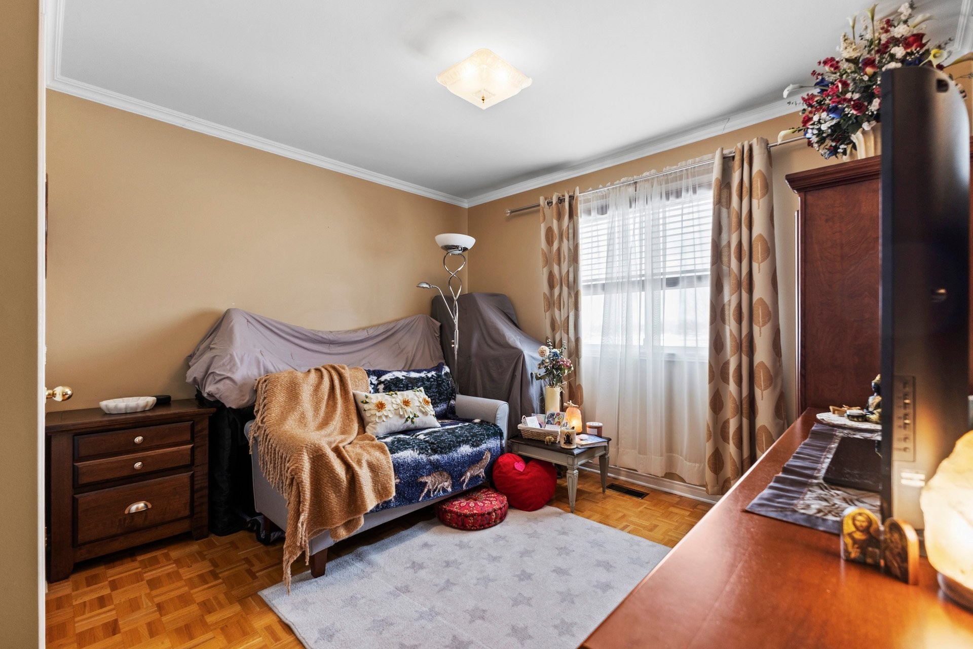 









8965


Rue Giovanni-Caboto

,
Montréal (Saint-Léonard),




QC
H1P3N8

