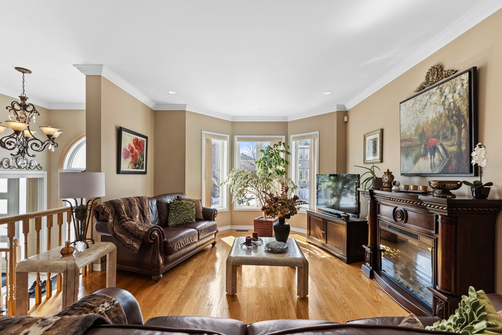 









8965


Rue Giovanni-Caboto

,
Montréal (Saint-Léonard),




QC
H1P3N8

